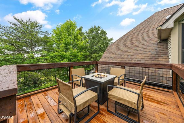 704 Blue Dun Court, Pigeon Forge, TN 37863