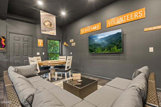 704 Blue Dun Court, Pigeon Forge, TN 37863
