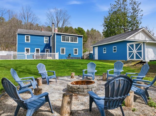 32 Gentes Road, Essex Junction, VT 05452