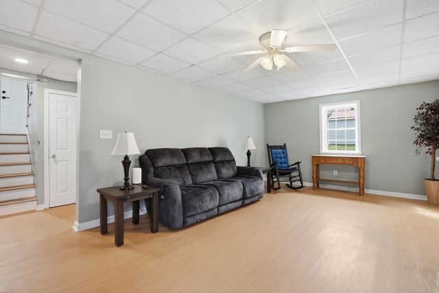 32 Gentes Road, Essex Junction, VT 05452