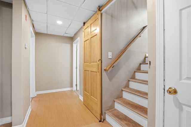32 Gentes Road, Essex Junction, VT 05452