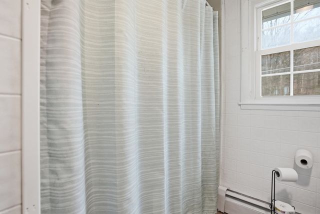 32 Gentes Road, Essex Junction, VT 05452