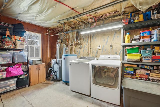 32 Gentes Road, Essex Junction, VT 05452