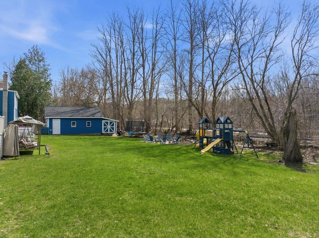32 Gentes Road, Essex Junction, VT 05452