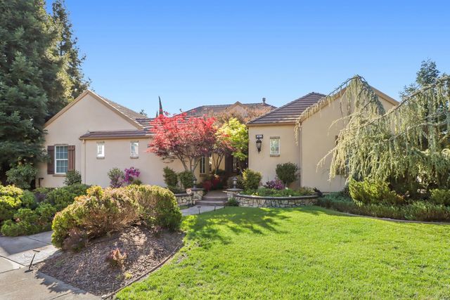 8900 Belford Ct, Roseville, CA 95747