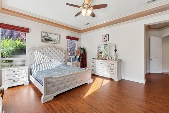 8900 Belford Ct, Roseville, CA 95747