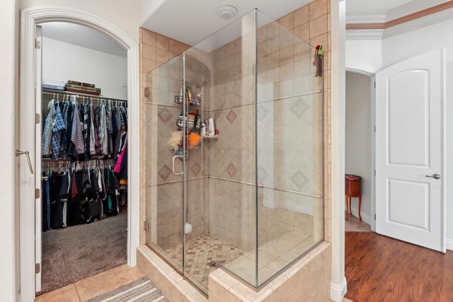 8900 Belford Ct, Roseville, CA 95747