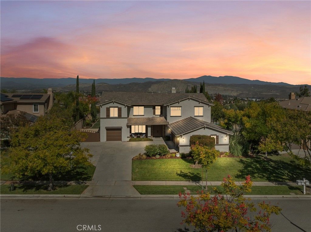 1657 Via Galicia, Corona, CA 92881