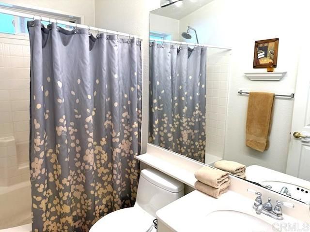 525 W El Norte Parkway 216, Escondido, CA 92026