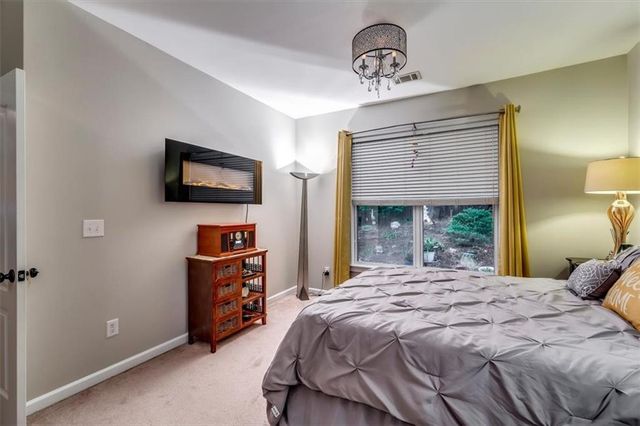 1427 Preserve Park Drive, Loganville, GA 30052