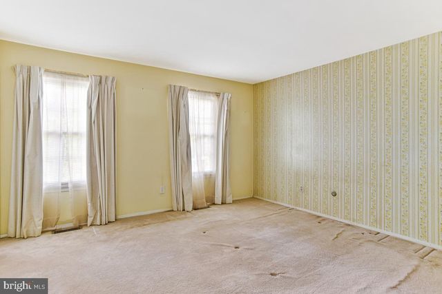 2266 EASTON CT, Waldorf, MD 20602