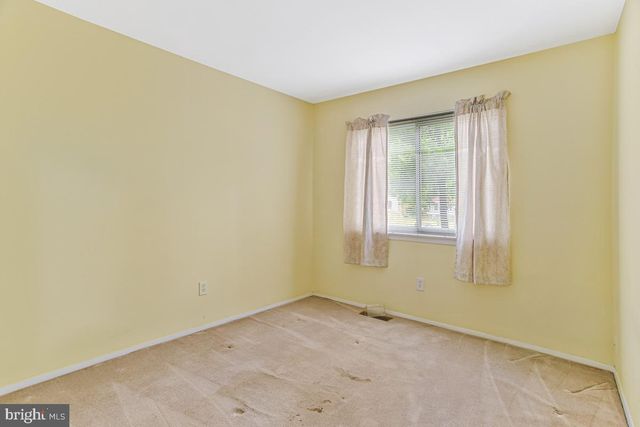 2266 EASTON CT, Waldorf, MD 20602
