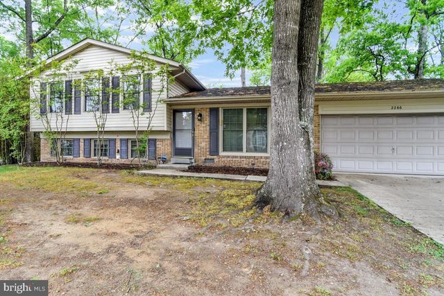 2266 EASTON CT, Waldorf, MD 20602