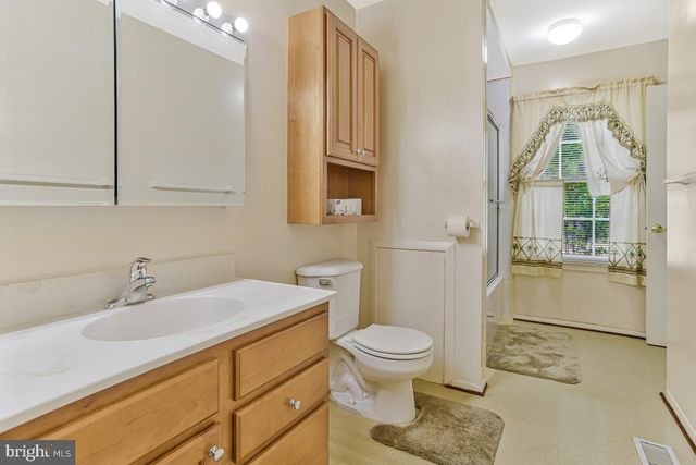 2266 EASTON CT, Waldorf, MD 20602
