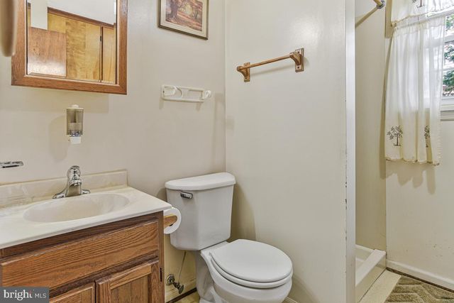 2266 EASTON CT, Waldorf, MD 20602