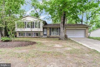 2266 EASTON CT, Waldorf, MD 20602