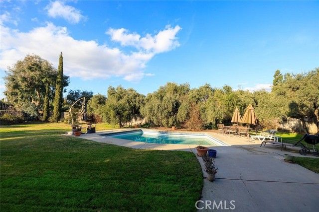 1674 Knoll Court, Merced, CA 95340