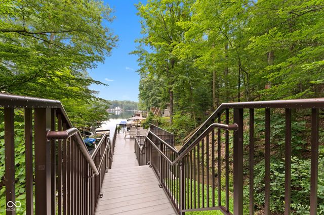 7701 Center Lake Road, Nineveh, IN 46164