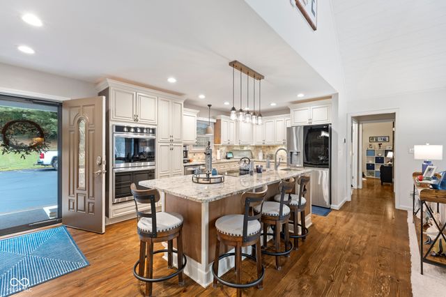 7701 Center Lake Road, Nineveh, IN 46164