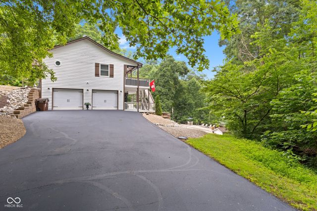 7701 Center Lake Road, Nineveh, IN 46164