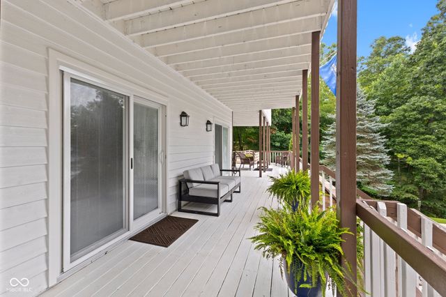 7701 Center Lake Road, Nineveh, IN 46164