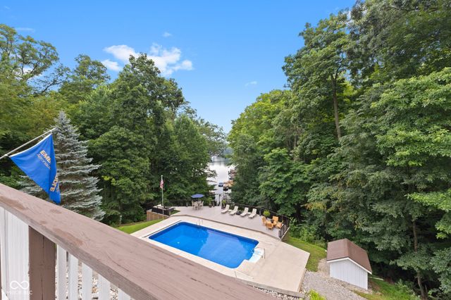 7701 Center Lake Road, Nineveh, IN 46164