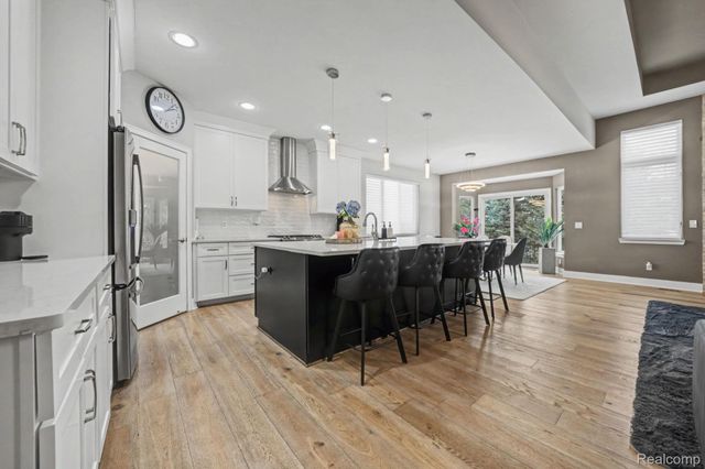 19853 Chase Drive, Macomb Township, MI 48042