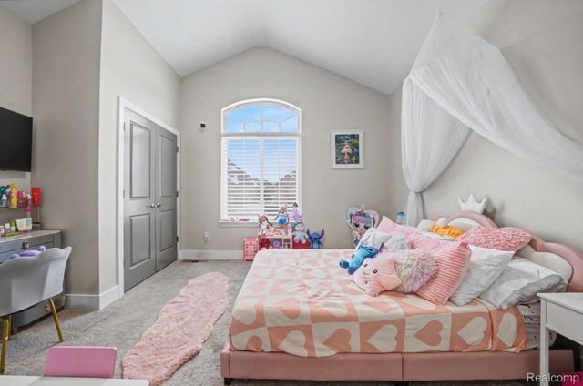 19853 Chase Drive, Macomb Township, MI 48042