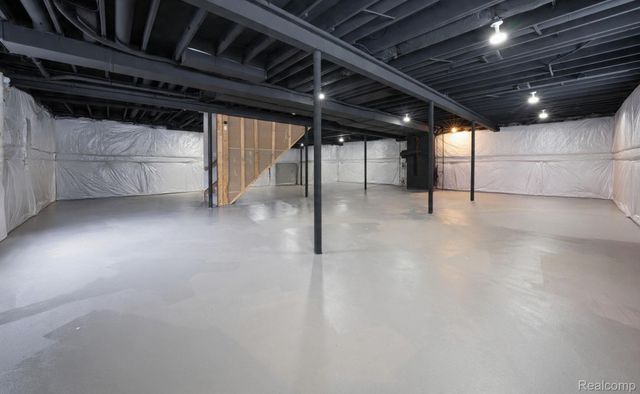 19853 Chase Drive, Macomb Township, MI 48042