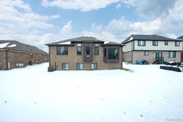 19853 Chase Drive, Macomb Township, MI 48042