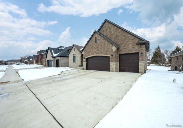 19853 Chase Drive, Macomb Township, MI 48042