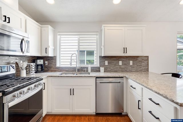 3426 Edward Dr SE, Salem, OR 97302