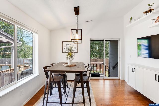 3426 Edward Dr SE, Salem, OR 97302