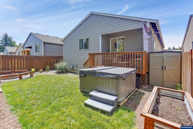 3426 Edward Dr SE, Salem, OR 97302