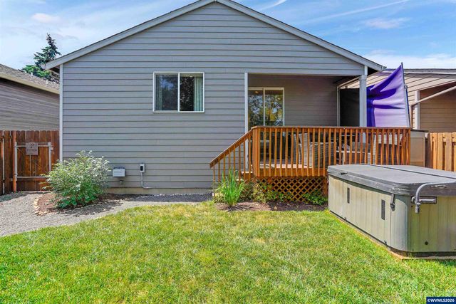3426 Edward Dr SE, Salem, OR 97302