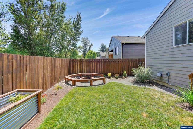 3426 Edward Dr SE, Salem, OR 97302