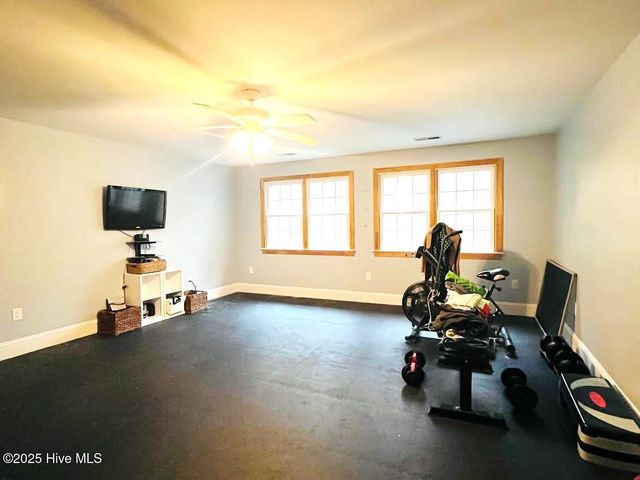4504 Celadon Lane, New Bern, NC 28562