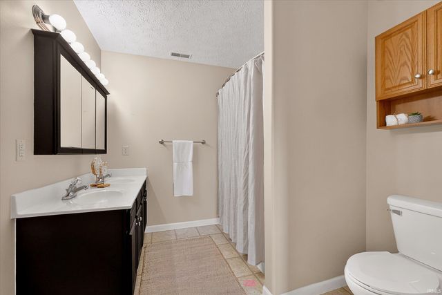 3900 Kyverdale Drive, Lafayette, IN 47909
