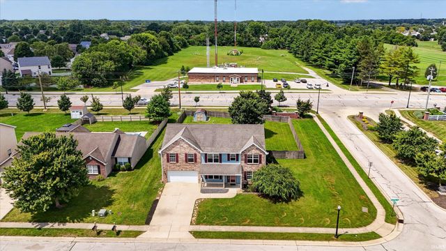3900 Kyverdale Drive, Lafayette, IN 47909