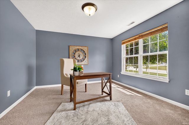 3900 Kyverdale Drive, Lafayette, IN 47909
