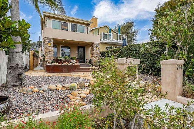 2114 Diamond St, San Diego, CA 92109