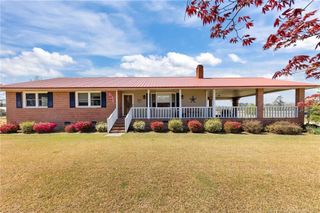 1411 Scott Currie Road, Raeford, NC 28376