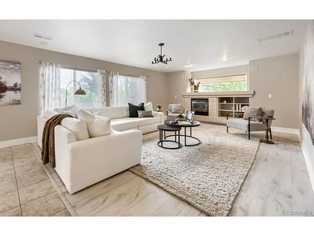 4703 Sunlight Ln, Broomfield, CO 80023
