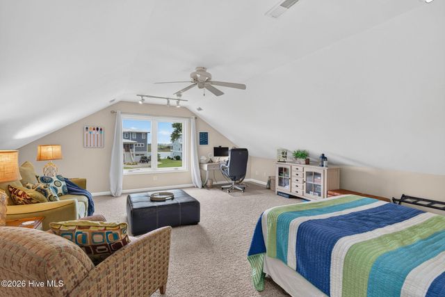 103 Inlet Court, Hampstead, NC 28443