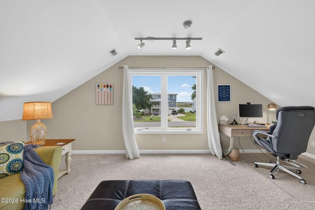 103 Inlet Court, Hampstead, NC 28443