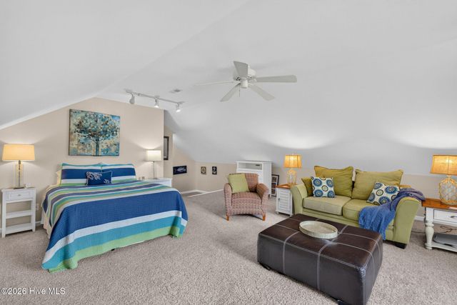 103 Inlet Court, Hampstead, NC 28443
