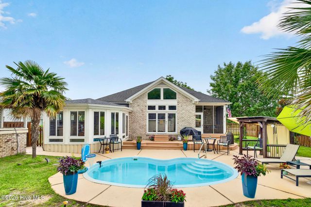 103 Inlet Court, Hampstead, NC 28443