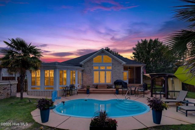 103 Inlet Court, Hampstead, NC 28443