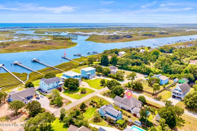 103 Inlet Court, Hampstead, NC 28443