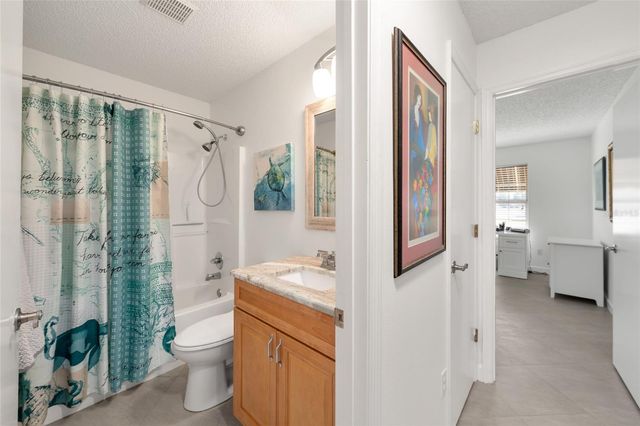 2001 CIPRIANO PLACE, The Villages, FL 32159